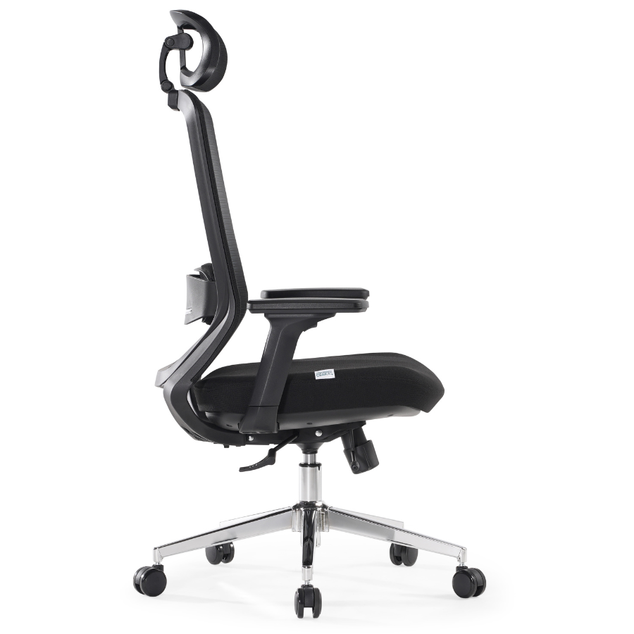 Silla Ejecutiva Kaze Negra Alta OffiMobile, con cabecera y base cromada, vista lateral.