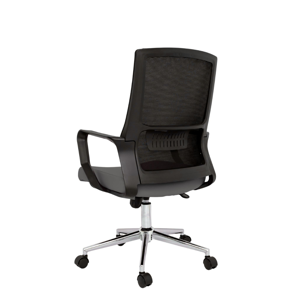 Silla Operativa Zoom Baja OffiMobile, asiento gris, estructura y malla negras, base cromada, vista posterior oblicua.