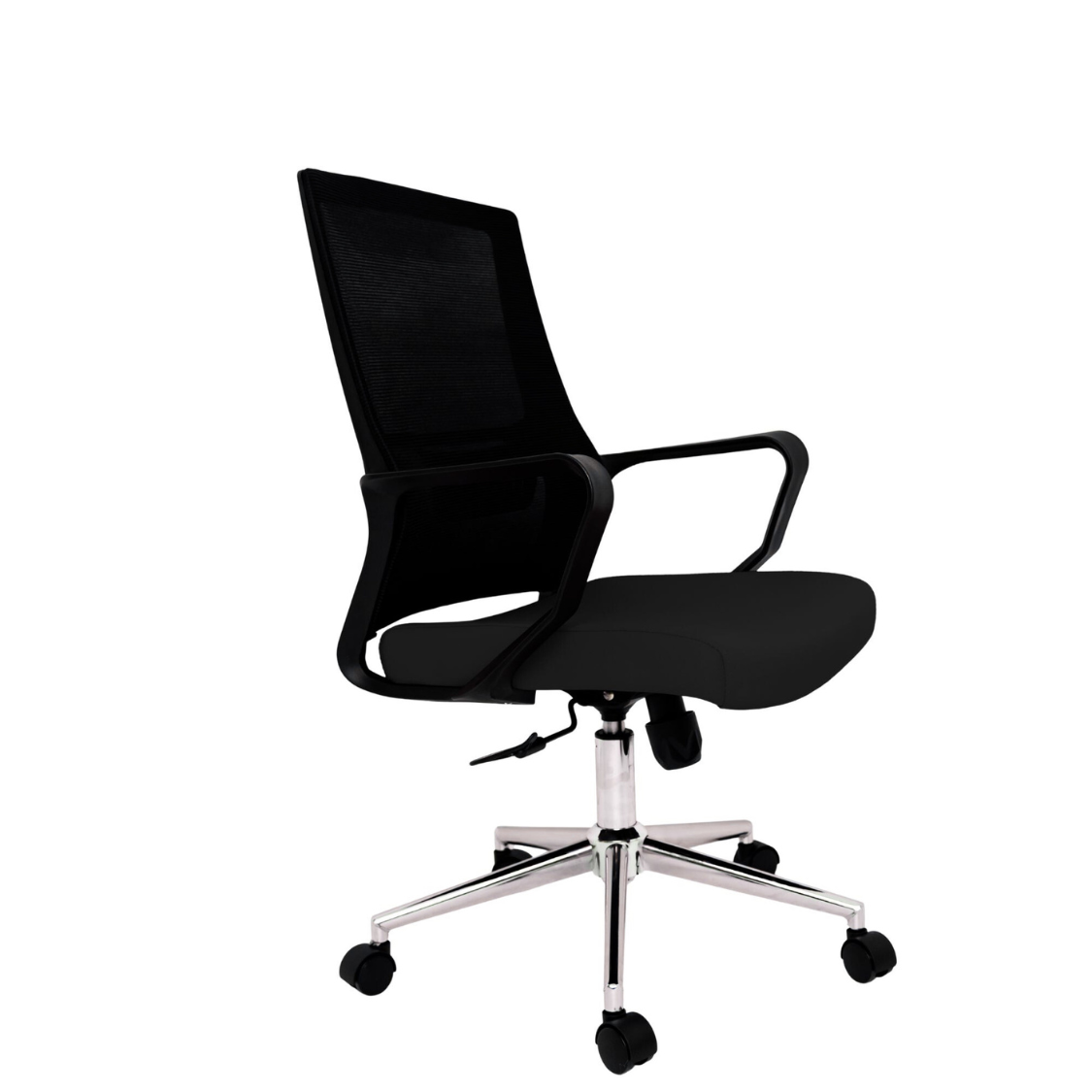 Silla Operativa Zoom Baja OffiMobile, asiento negro, estructura y malla negras, base cromada, vista frontal oblicua.